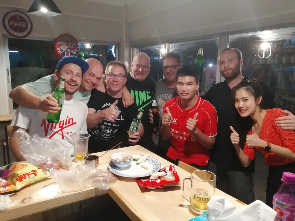 バンコク都Gogoal Latkrabangアパートメント エクステリア 写真